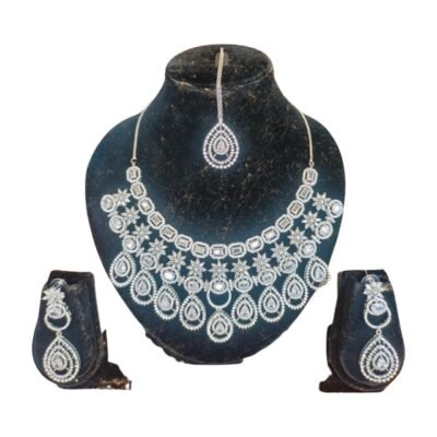 Exquisite Teardrop Gemstone Jewelry Set